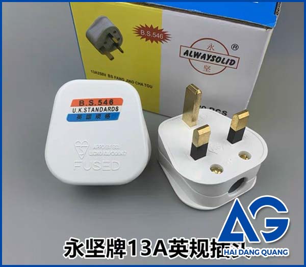 Phích cắm chuyển đổi 3 chân sang 2 chân